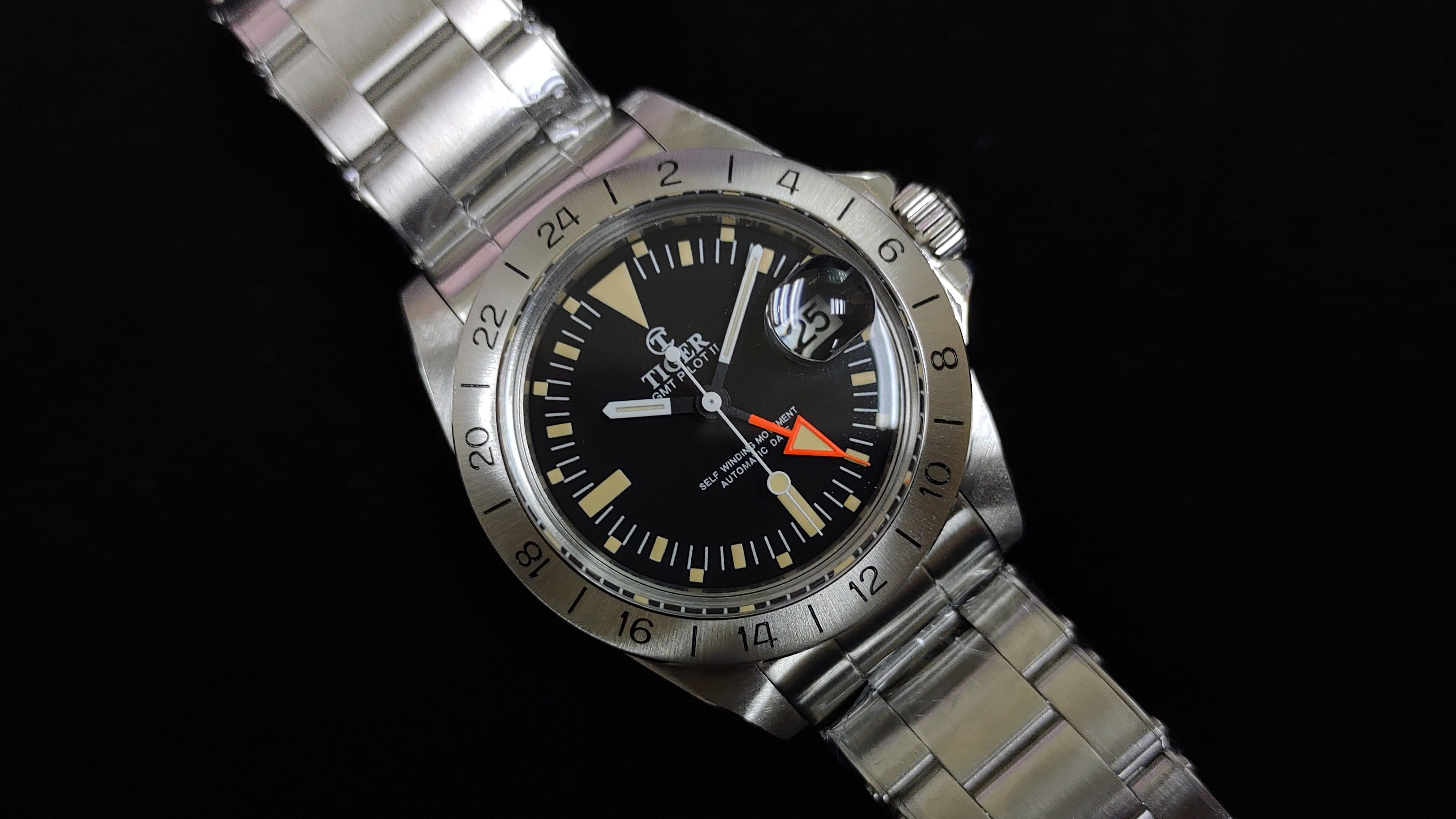 16550CV2 Watches